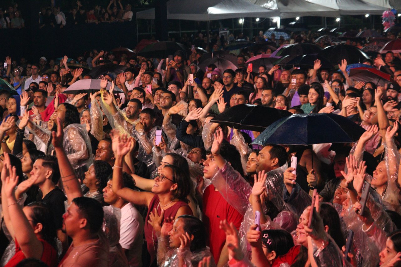 Foto 15 — Croatá 38 Anos - Show Bruna Karla