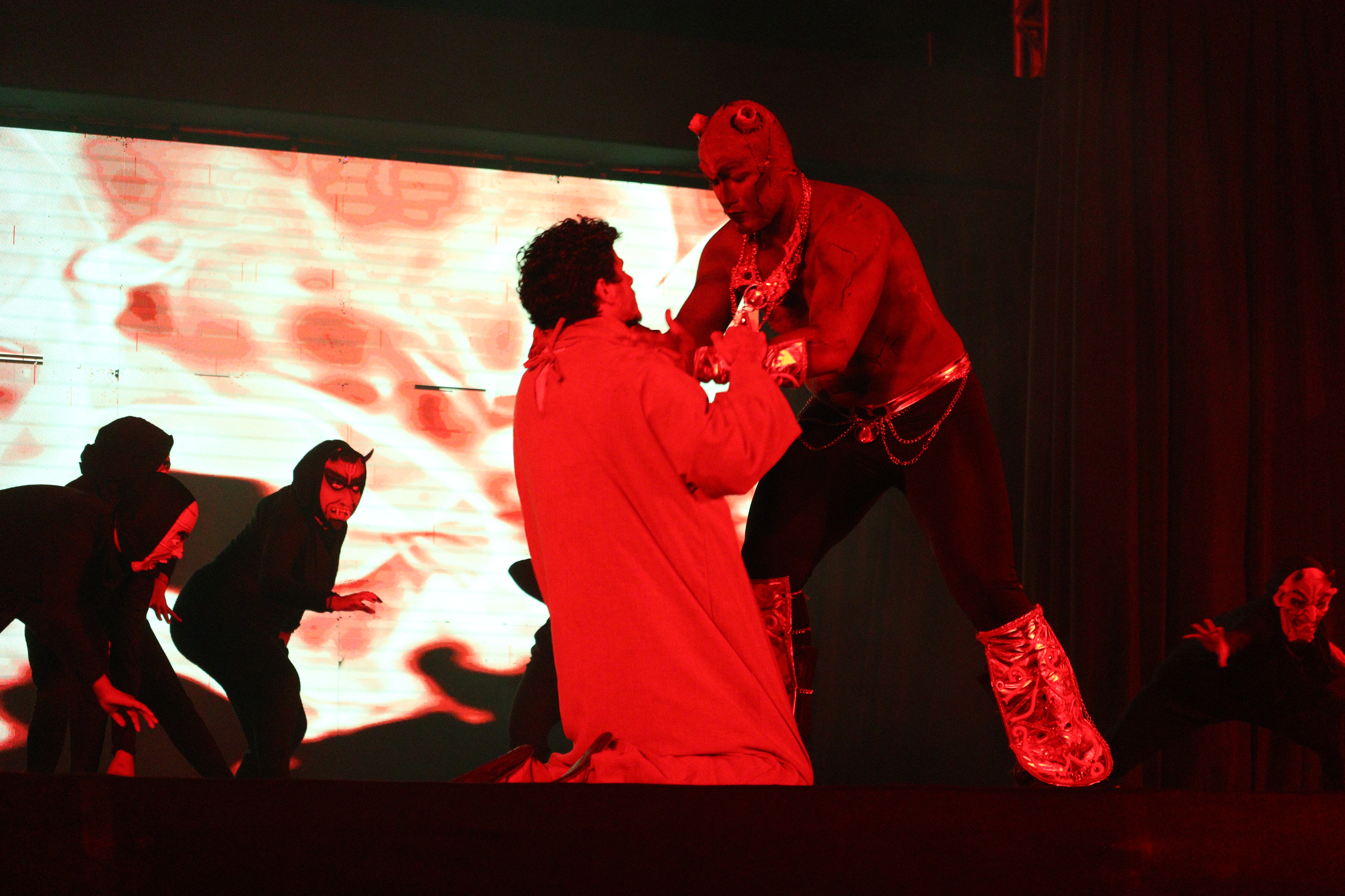 Foto 37 — Paixão de Cristo 2025