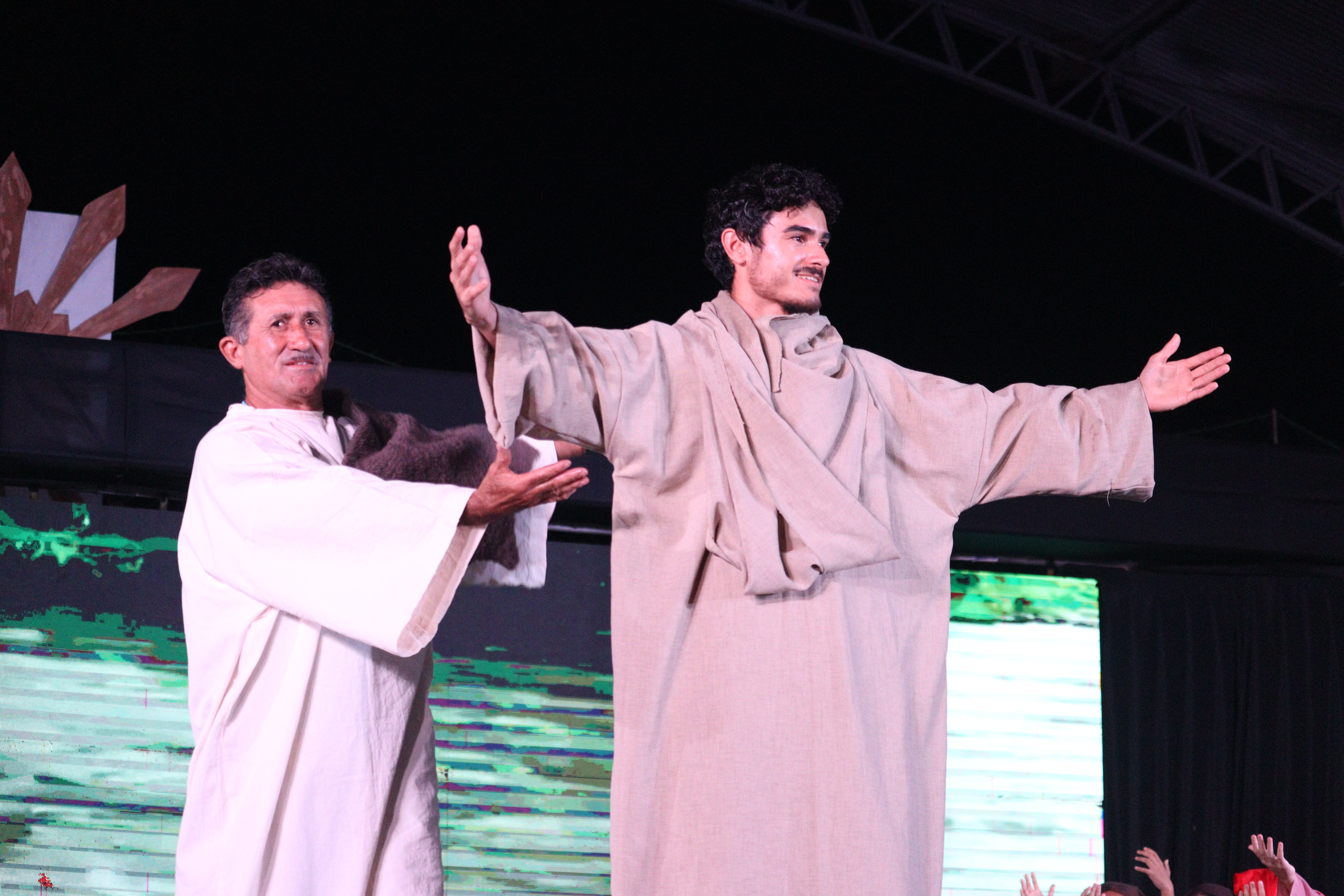 Foto 33 — Paixão de Cristo 2025